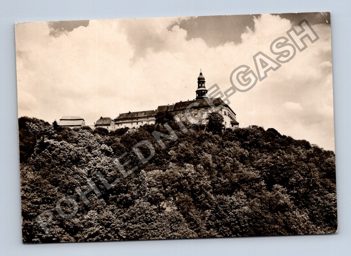 Pohlednice Náchod Státní zámek celkový pohled od západu 1958 (M39378)