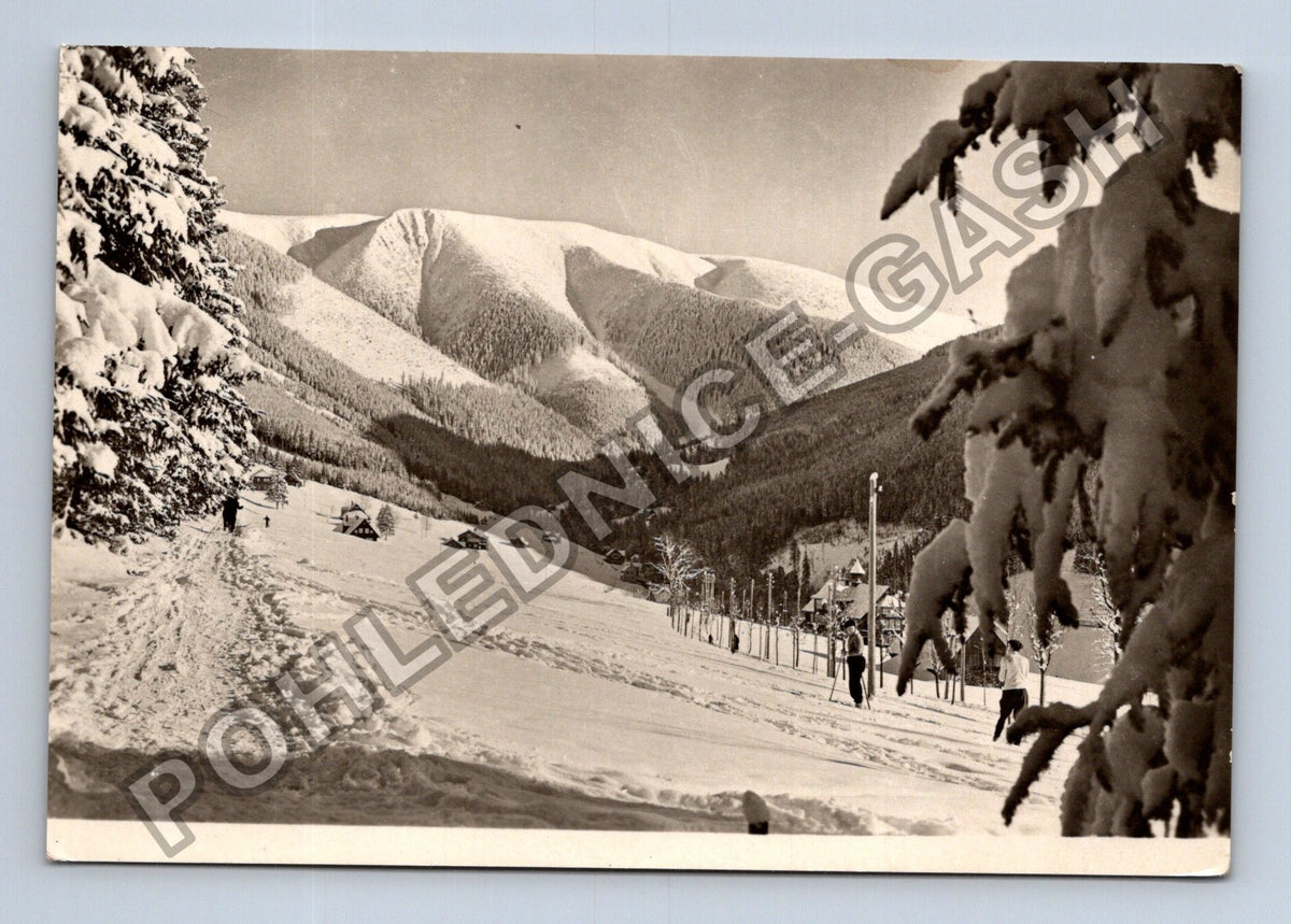 Pohlednice Krkonoše Sv Petr zimní krajina lyžaři (M39604)