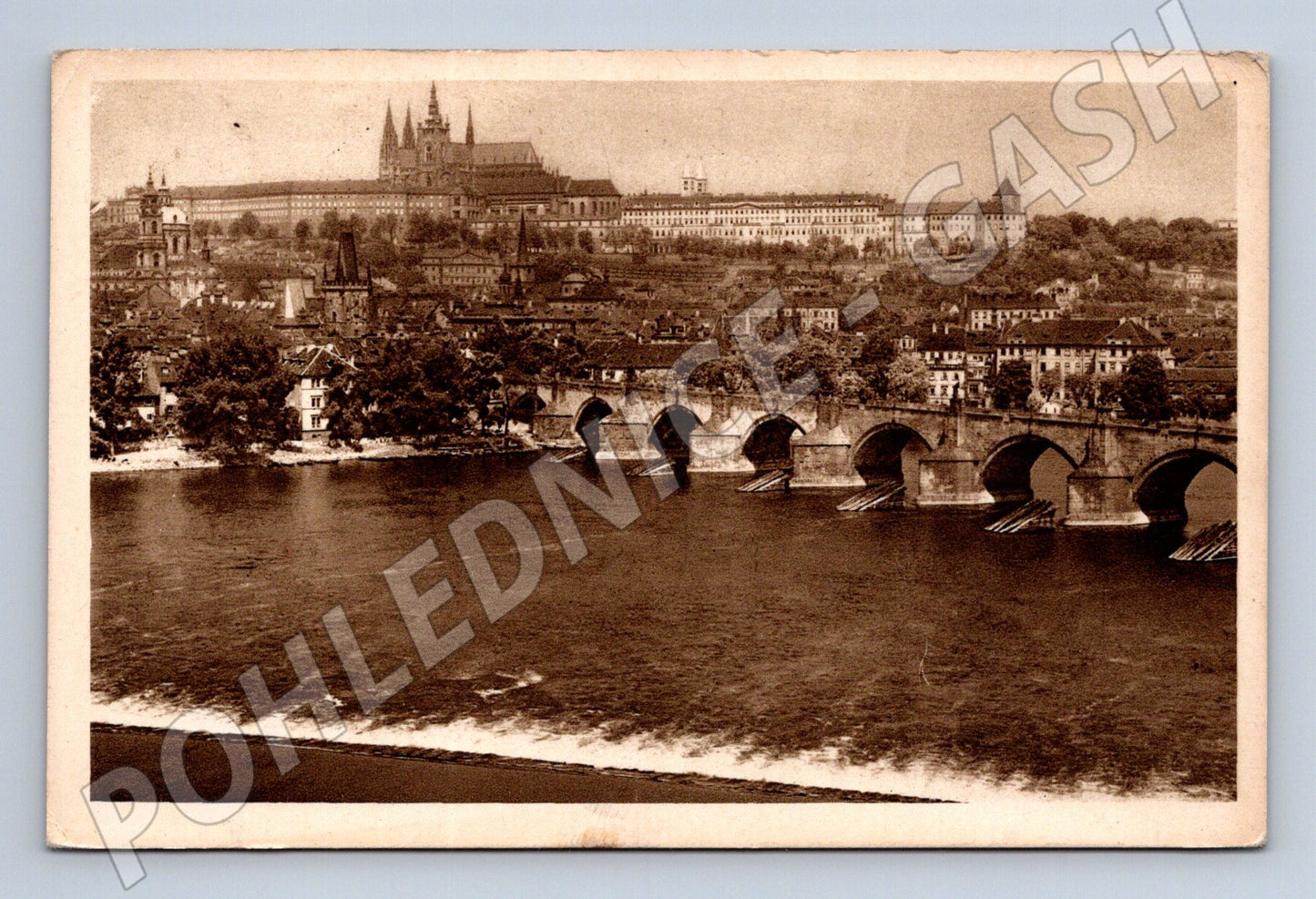 Pohlednice Praha Karlův most a Hradčany historický (M3969)