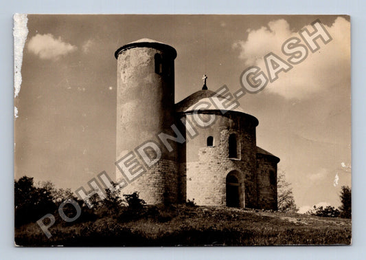 Pohlednice Říp u Roudnice n L kaple sv Jiří 1958 (M39788)
