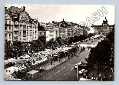 Pohlednice Praha Václavské náměstí tramvaje auta 1973 (M39873)
