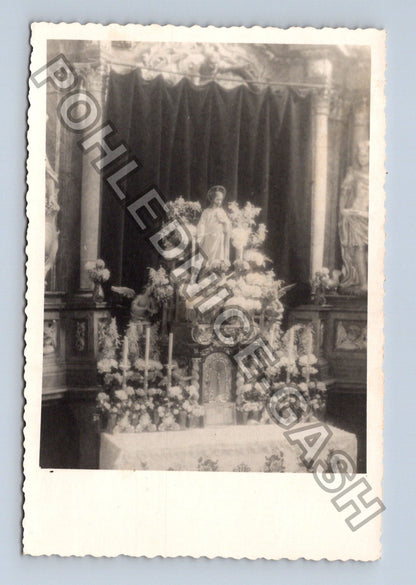 Stará fotografie Vánoční přání interiér kostela socha (M39907)