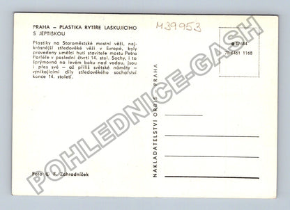 Pohlednice Praha plastika rytíře laškujícího s jeptiškou (M39953)