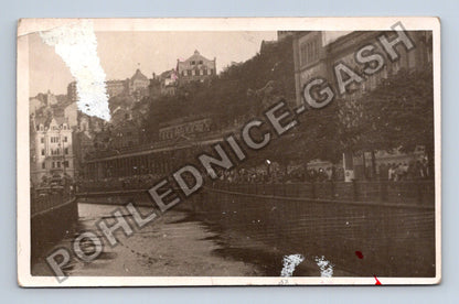 Pohlednice Karlovy Vary řeka Teplá kolonáda (M40054)