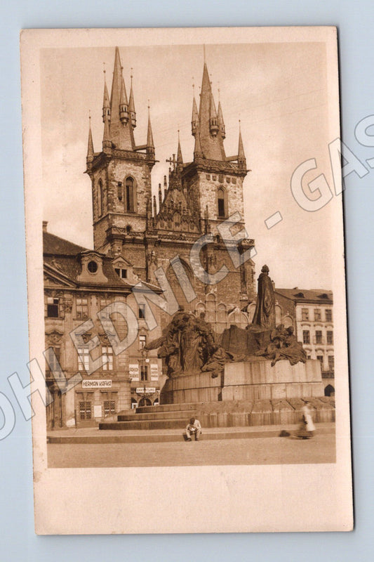 Pohlednice Praha Týnský chrám a Husův pomník (M4029)
