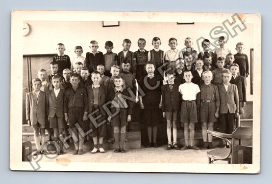 Pohlednice IV. třída chlapecká obecné školy Benešov Písek (M40383)