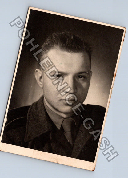 Stará fotografie Muž v saku portrét (M40394)
