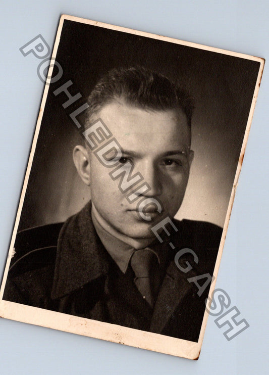 Stará fotografie Muž v saku portrét (M40394)