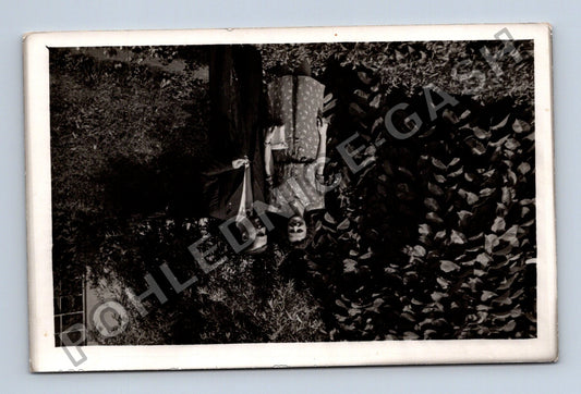 Stará fotografie Pár v zahradě (M40398)