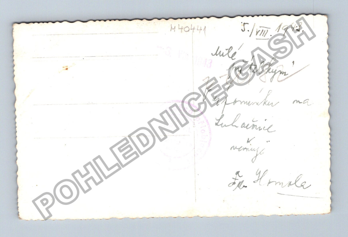 Luhačovice rodinná fotografie 1942 (M40441)