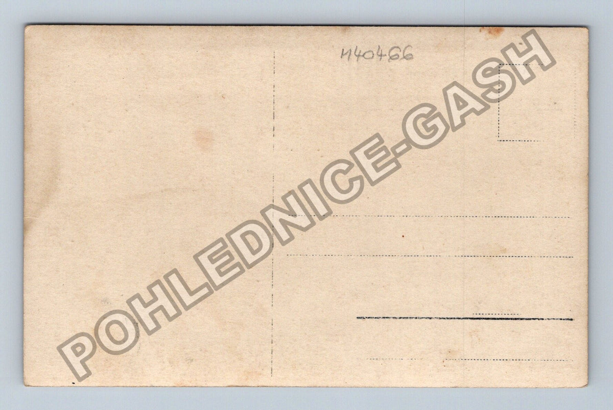 Pohlednice skupinová fotografie s rodinou a psem (M40466)