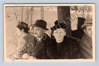 Pohlednice skupinová fotografie muži v kloboucích (M40482)