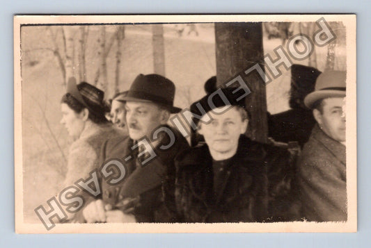 Pohlednice skupinová fotografie muži v kloboucích (M40482)