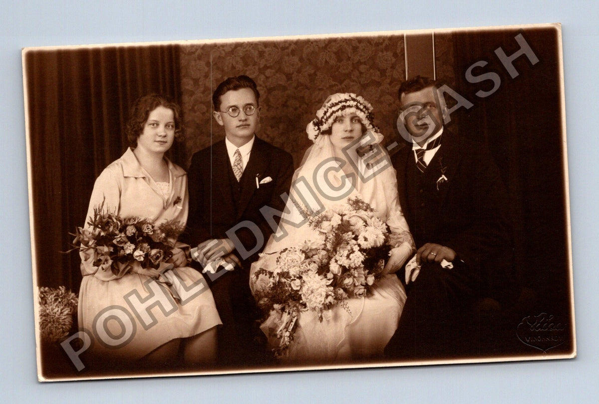 Svatební fotografie ateliér Vala Vranov (M40486)