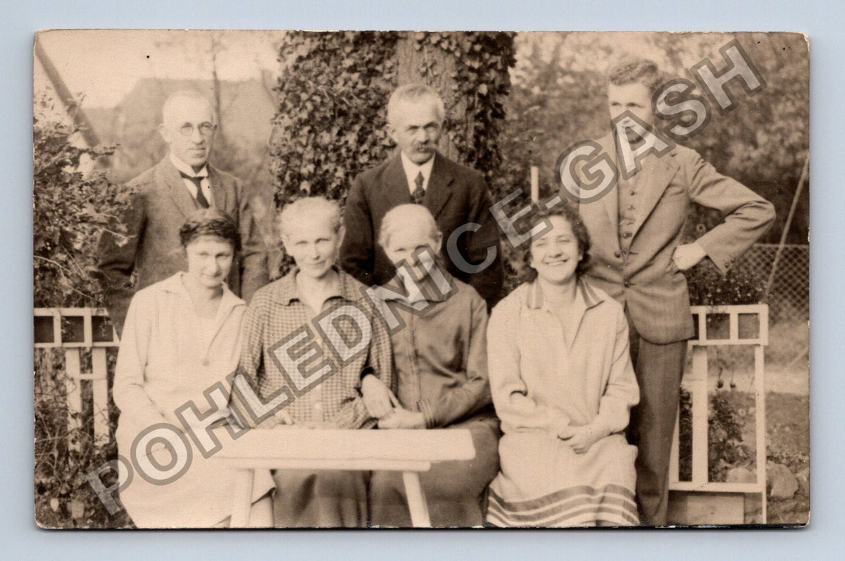 Pohlednice Rodinná fotografie Horšice 1928 (M40522)