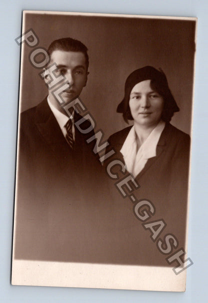 portrétní fotografie muž a žena (M40533)