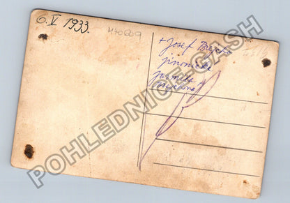 Pohlednice portrét mladého páru s kyticí 1933 (M40609)