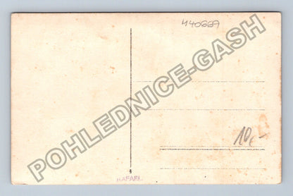 Pohlednice Chlapec v námořnickém obleku s knihou (M40669)