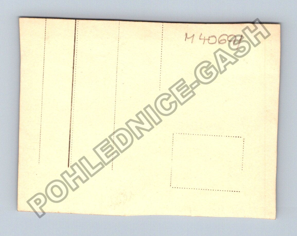 Pohlednice letadlo na zemi (M40691)
