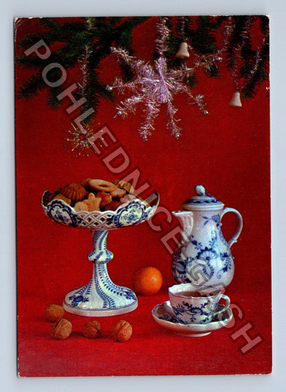 Pohlednice Vánoční zátiší porcelán cukroví stromeček (M40800)