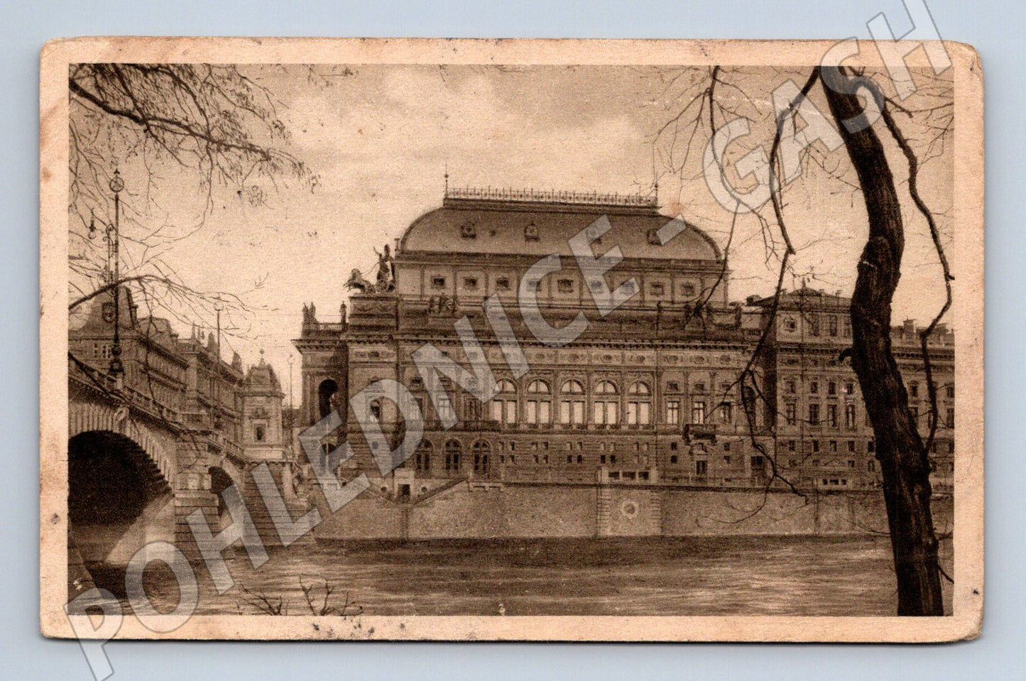 Pohlednice Praha Národní divadlo historický motiv (M4081)