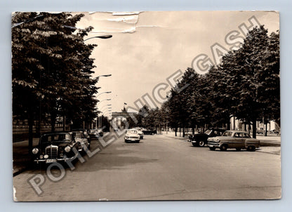 Pohlednice Německo Berlín Unter den Linden Braniborská brána (M41294)