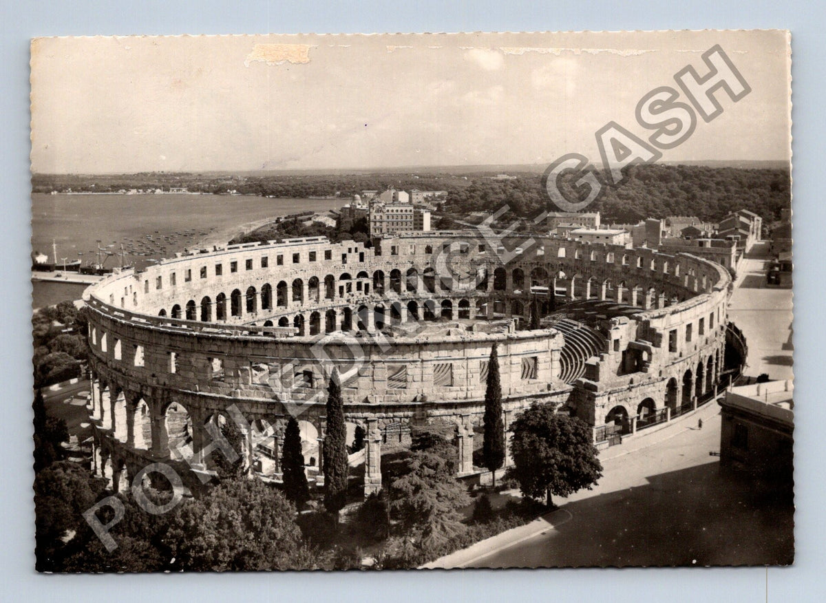 Pohlednice Pula amfiteátr 1957 (M41310)