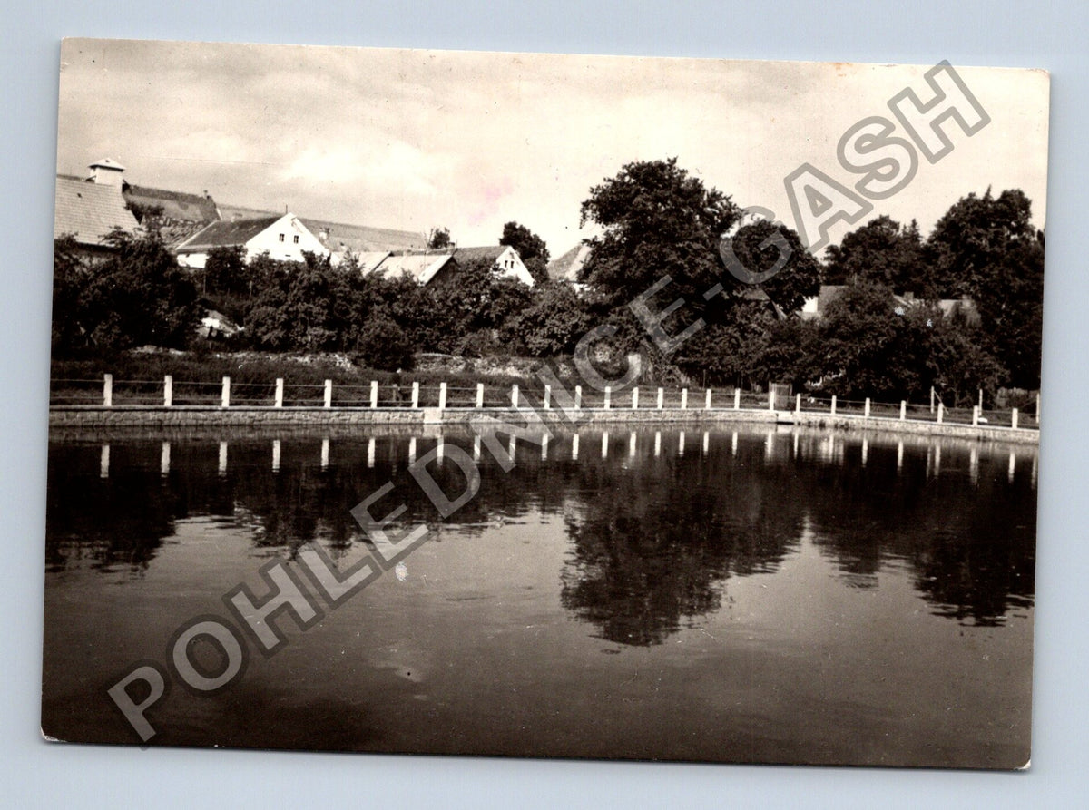 Pohlednice Kanice okres Domažlice rybník s domy (M41407)