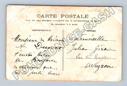 Pohlednice Francie kytice růží La rose a son éclat (M41546)