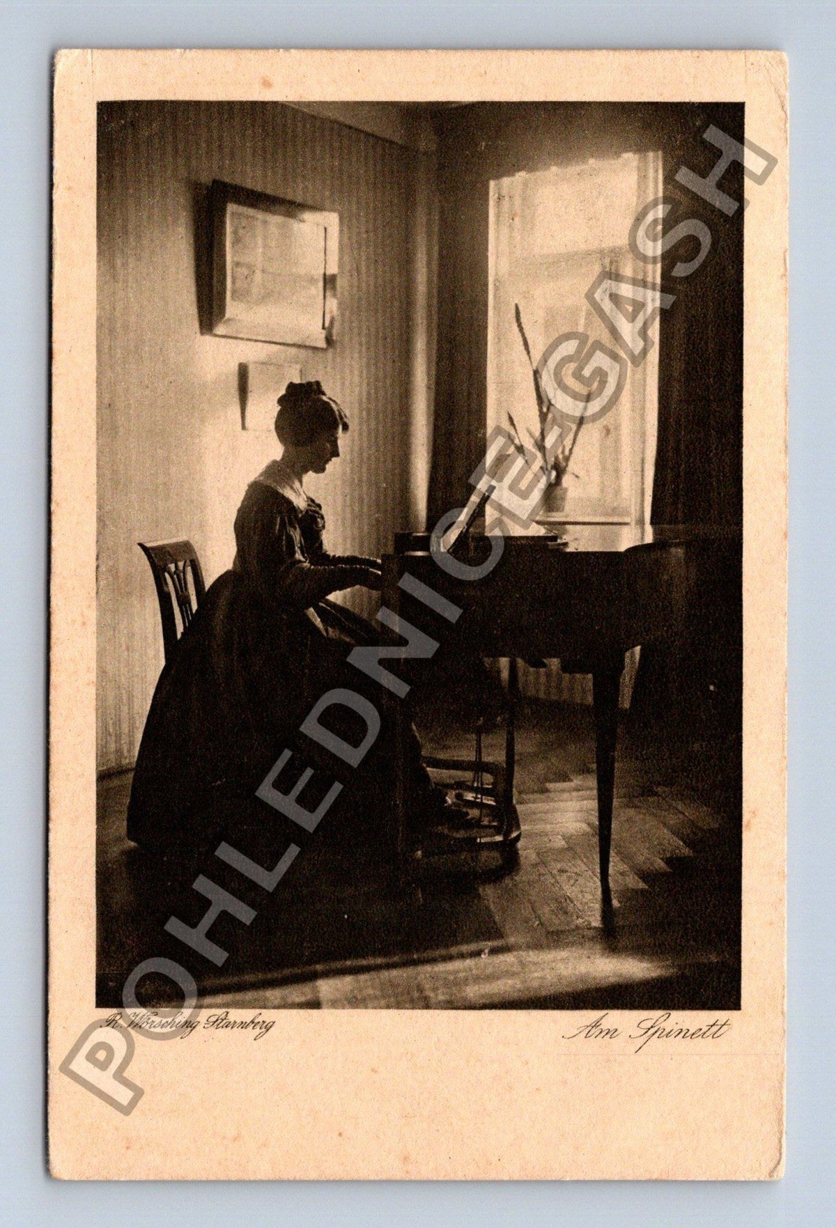 Pohlednice Žena hrající na spinet (M42021)