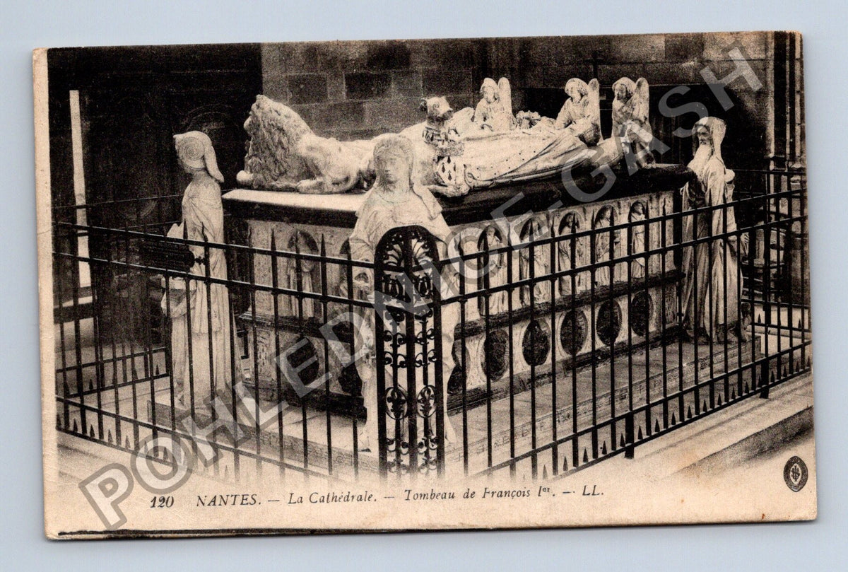 Pohlednice Francie Nantes Katedrála Hrobka Františka I. (M42165)