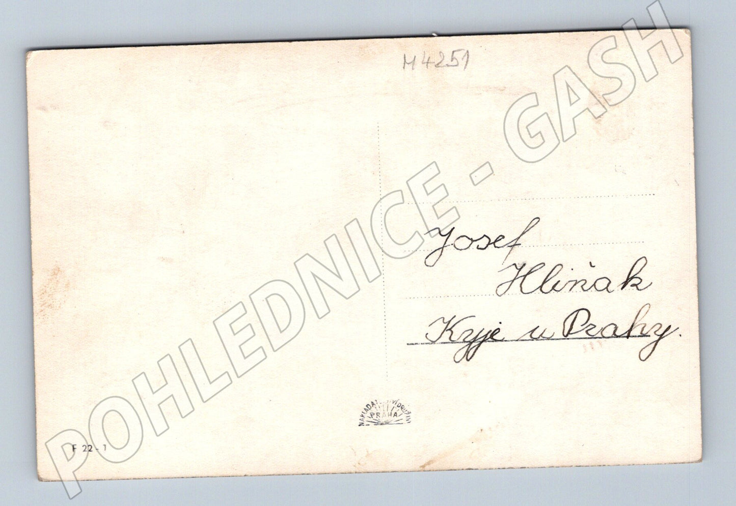 Pohlednice Praha Husův pomník a Týnský chrám noční (M4251)