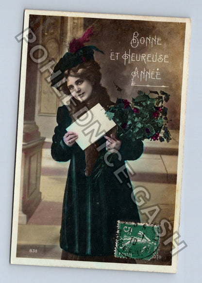 Pohlednice Francie žena s květinami Bonne et Heureuse Année (M42647)