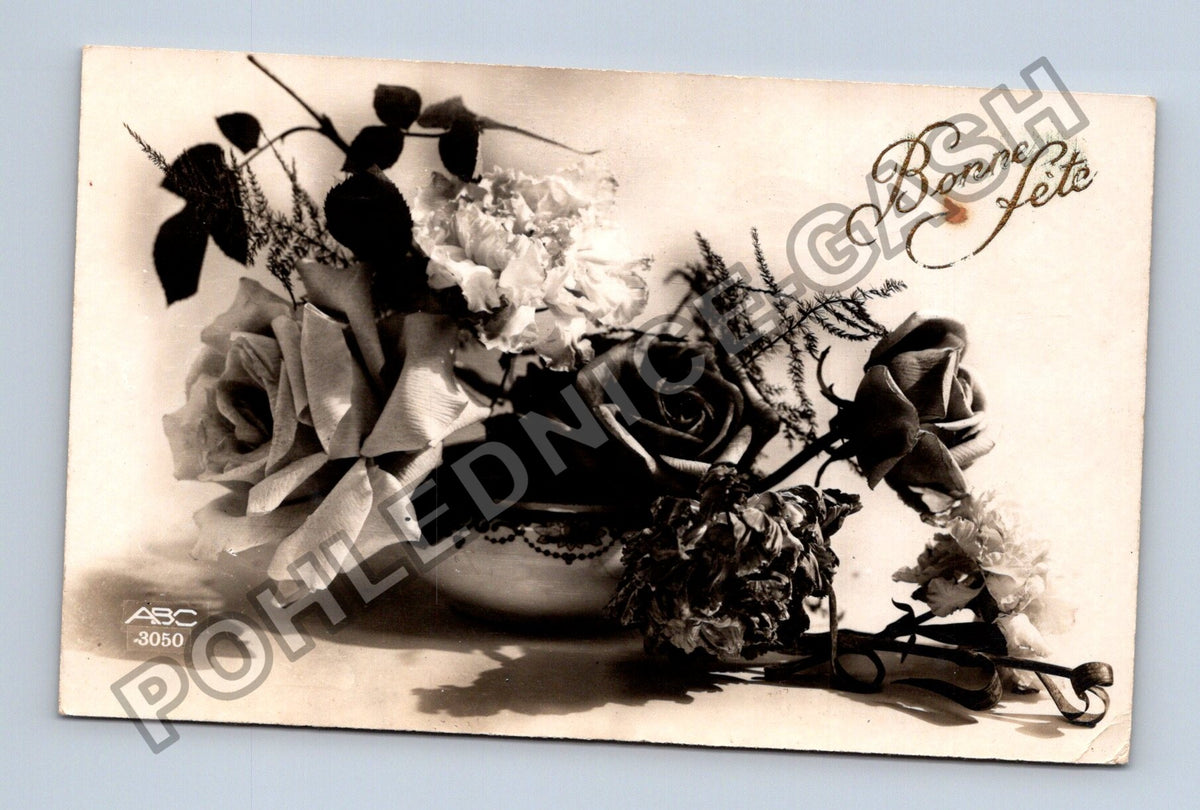Pohlednice Francie kytice růží a karafiátů Bonne Fete (M42678)