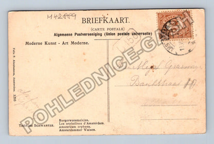 Pohlednice Holandsko Burgerweesmeisjes Amsterdam orphans (M42889)