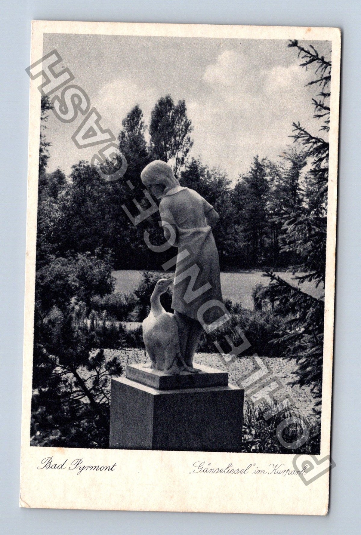 Pohlednice Německo Bad Pyrmont Gänseliesel im Kurpark (M42923)