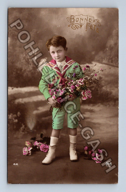 Pohlednice Francie chlapec s kyticí Bonne Fête 1905 (M42992)