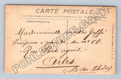 Pohlednice Francie Marseille rybářka poissonnière (M43105)