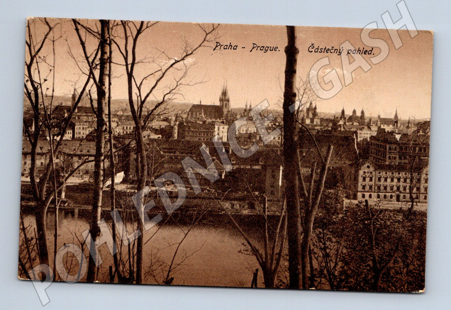 Pohlednice Praha částečný pohled (M4495)