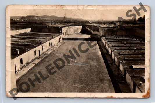 Pohlednice Malá pevnost Terezín čtvrtý dvůr (M457)