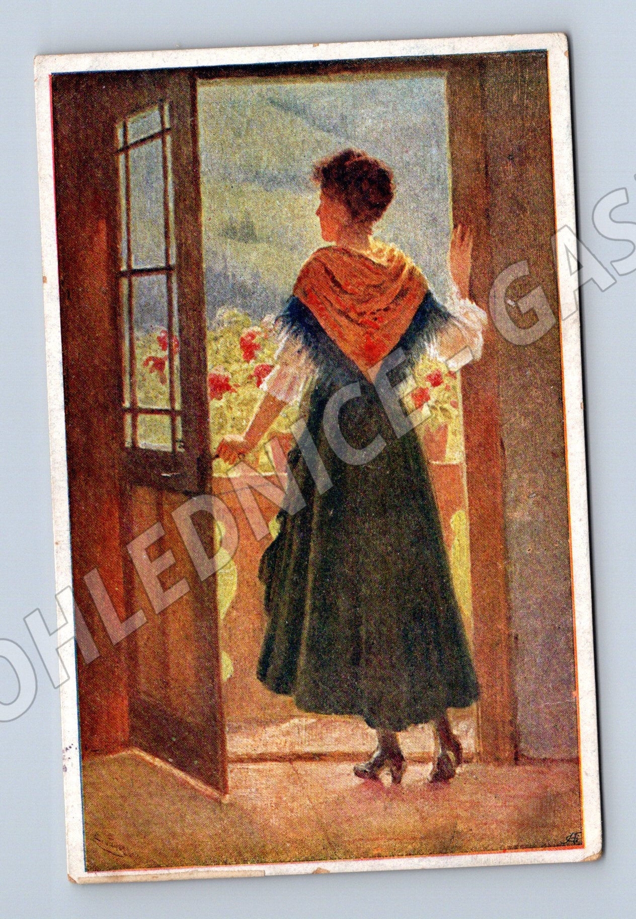 Pohlednice žena v kroji u okna etno (M4583)