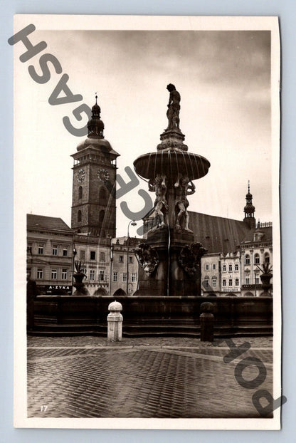 Pohlednice České Budějovice kašna a radnice (M478)