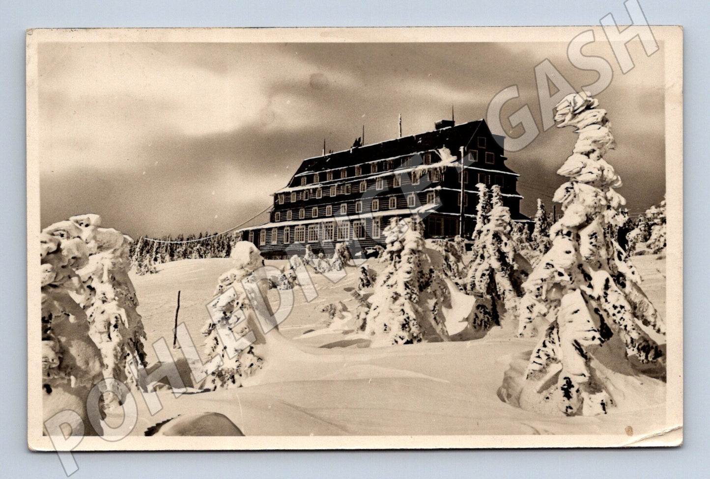 Postcard Sokolska bouda, Krkonoše, winter (M4799)