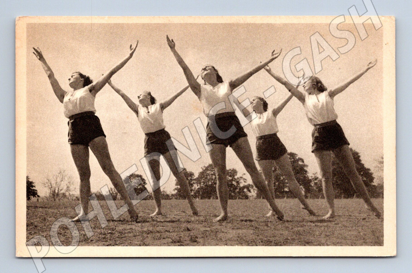 Pohlednice XI slet prostná ženy V Khel (M5442)