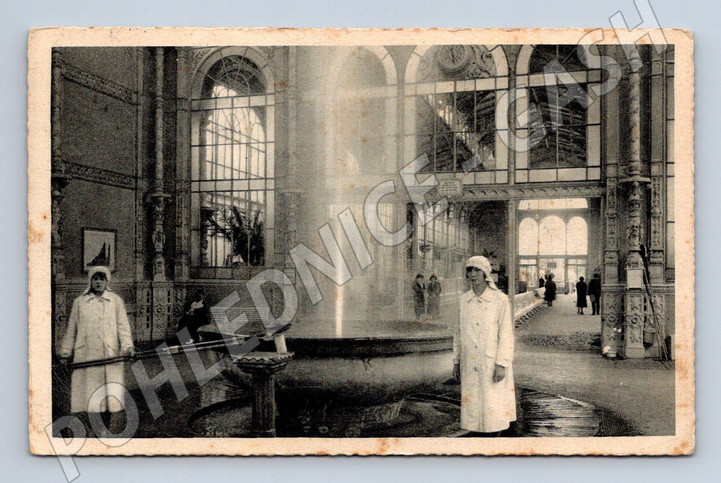 Pohlednice Karlovy Vary Vřídelní kolonáda Sprudel 1932 (M5465)