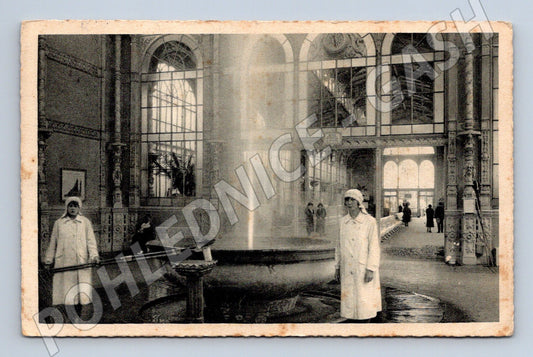 Pohlednice Karlovy Vary Vřídelní kolonáda Sprudel 1932 (M5465)