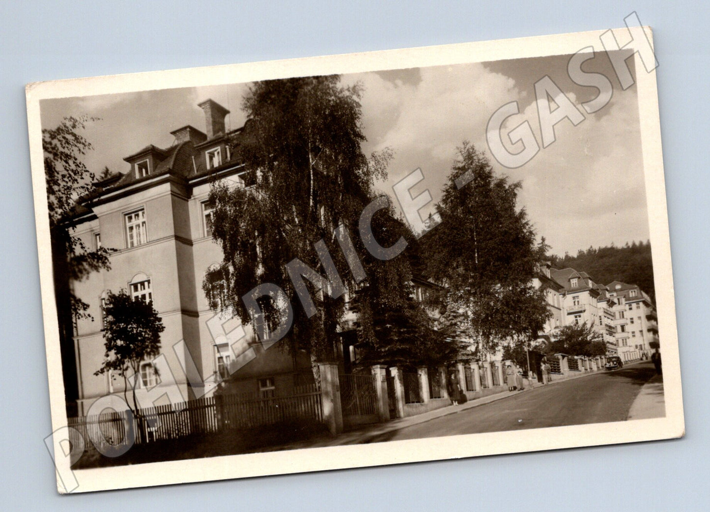 Postcard Karlovy Vary Křižíkova Street, historical (M5497)