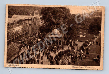 Postcard Marianske Lazne concert at the Spring of the Cross (M5565)