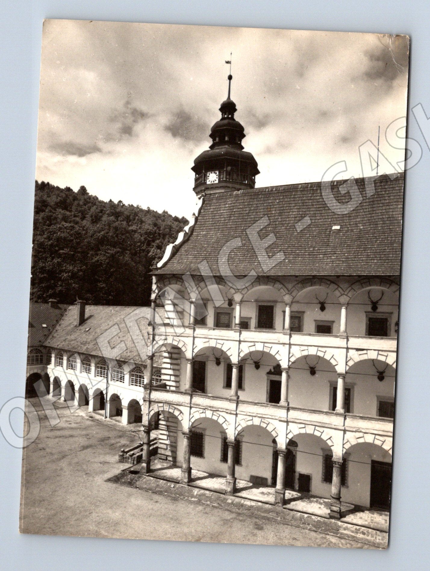 Pohlednice Zámek Velké Losiny arkádová loggie (M5810)