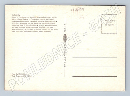 Pohlednice Bouzov zbrojnice štíty a zbraně (M5821)